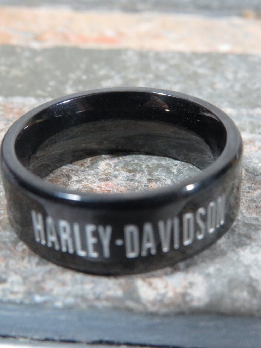 Women's biker ring size 9